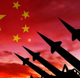 Китай резко увеличил военные расходы