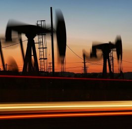 На мировых рынках цена на нефть марки Brent превысила 84 доллара