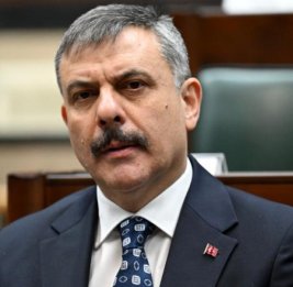 Глава МВД: Турция подготовилась к принятию 90 тысяч беженцев из Ирана