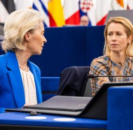 Дружба и вражда в одном флаконе