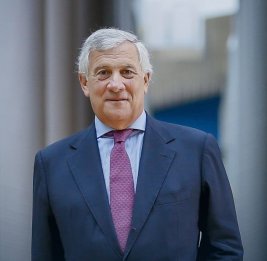 Посольство Италии в Тегеране продолжит работу из Баку