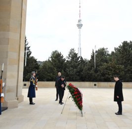 Заместитель премьер-министра Молдовы посетил Шехидляр хиябаны