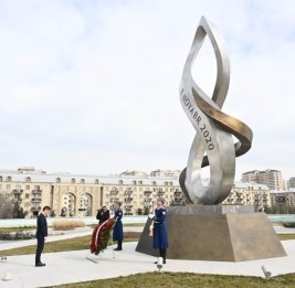 Михай Попшой посетил Парк Победы