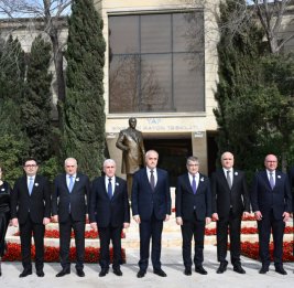 Бинагадинская районная организация партии &laquo;Ени Азербайджан&raquo; отмечает 33-ю годовщину со дня своего образования