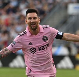 Стала известна зарплата Месси в США