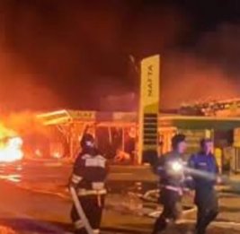 В Петербурге произошел пожар на АЗС