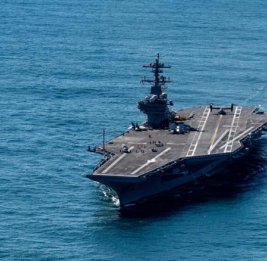 Великобритания готовится отправить авианосец на Ближний Восток