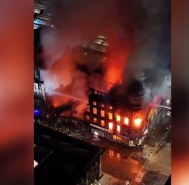 Здание 19 века частично обрушилось в Шотландии в результате пожара в вейп-шопе