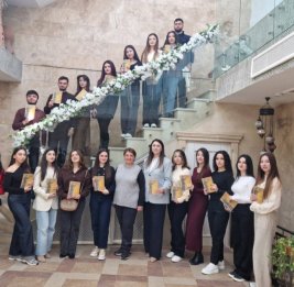 Студенты, проходившие стажировку в Совете прессы, посетили &laquo;Дом литератора&raquo;