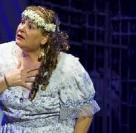 &laquo;Золотой дервиш&raquo; актрисы из Гянджи