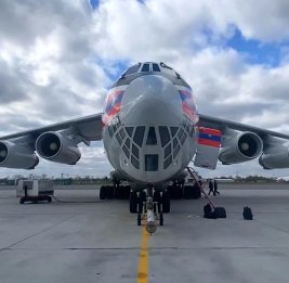 Самолет МЧС РФ с гумпомощью для Ирана приземлился в Лянкяране