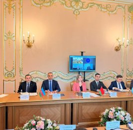 Битва гигантов