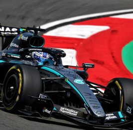 Определился победитель спринтерской гонки на Гран-при Китая "Формулы 1"