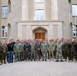 В Баку прошёл курс НАТО