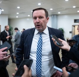 Сенатор Мерфи: Трамп просчитался и утратил контроль над войной с Ираном