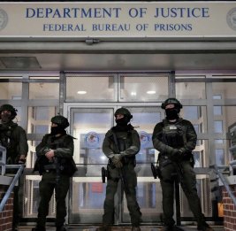 Мадуро сидит в "не самых лучших условиях" в США