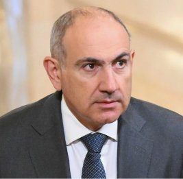 Пашинян переписывает историю Армении