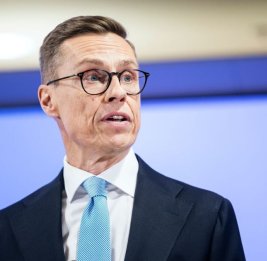 Стубб пояснил, почему НАТО не хочет помогать Трампу