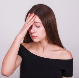 Невролог рассказала, кто страдает редким видом головной боли