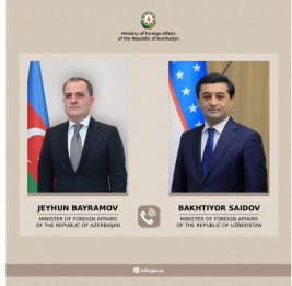 Министры иностранных дел Азербайджана и Узбекистана обсудили ситуацию на Ближнем Востоке