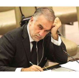 Бенефис в пустом зале