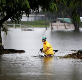 Гавайи затопили ливни