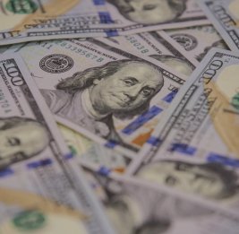 Axios оценил доход Ирана от нефти при послаблении санкций в $14 млрд