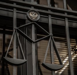 Половину силиконовой груди попытался отсудить у бывшей жены житель Подмосковья