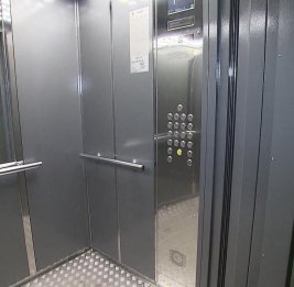 Топ-менеджер лифтостроительного завода: падение лифтов - миф