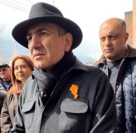 Пашинян предупредил армян о &laquo;сокрушительной войне&raquo;