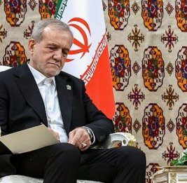 Трамп говорит о переговорах, а Иран - о войне