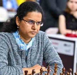 Сильнейшая шахматистка Индии снялась с турнира претенденток из-за Ирана