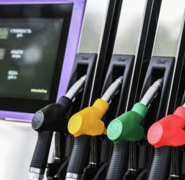 Британия ввела ограничения на продажу топлива из-за конфликта на Ближнем Востоке