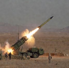 Иран нанес удар баллистическими ракетами по югу Израиля