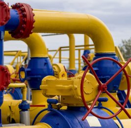 Венгрия приостанавливает поставки газа на Украину, пока не получит нефть