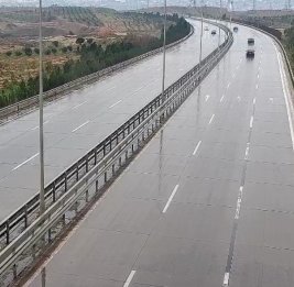 На некоторых полосах дороги Зыхский круг - Аэропорт скорость снижена до 20 км/ч