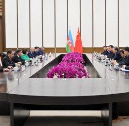 Обсуждено развитие межпарламентских отношений между Азербайджаном и Китаем