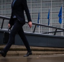 Суд ЕС отклонил иски пяти крупных российских бизнесменов по санкциям