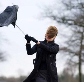 В Азербайджане объявлены желтое и оранжевое предупреждения в связи с ветреной погодой