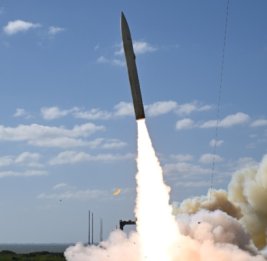 Американцы испытали гиперзвуковую ракету большой дальности