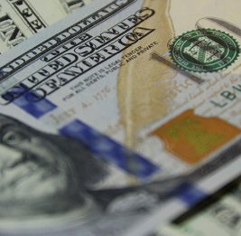 В Баку из частного дома похитили 6300 долларов