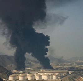 Иран атаковал промзону Халифа в Абу-Даби: есть пострадавшие