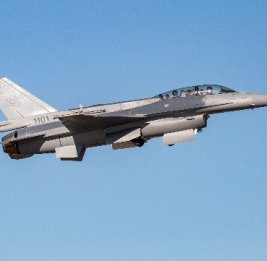 Американский F-16 аварийно сел в Саудовской Аравии из-за повреждений