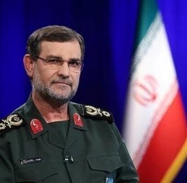 В Иране прошла церемония прощания с погибшим командующим разведкой ВМС КСИР