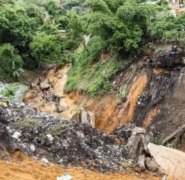 В Танзании оползни унесли жизни не менее 20 человек