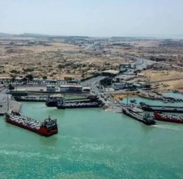 Tasnim: При атаке на иранский порт Бендер-пол погибли пять человек