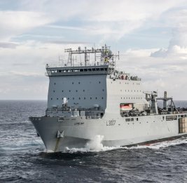 Британия подготовила базу для разминирования Ормузского пролива