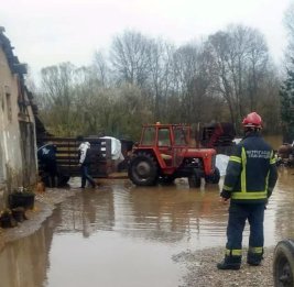 В Сербии сильные дожди вызвали локальные наводнения в нескольких регионах