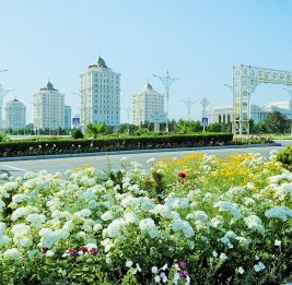 
Программа-2026 и городская повестка: что Туркменистан покажет на WUF13