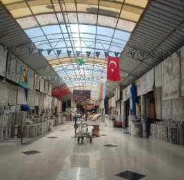 В &laquo;Садараке&raquo; распродают товары по ценам ниже себестоимости